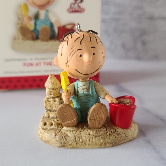 Hallmark Keepsake Fun At The Beach 2013 - Picture 6 of 11